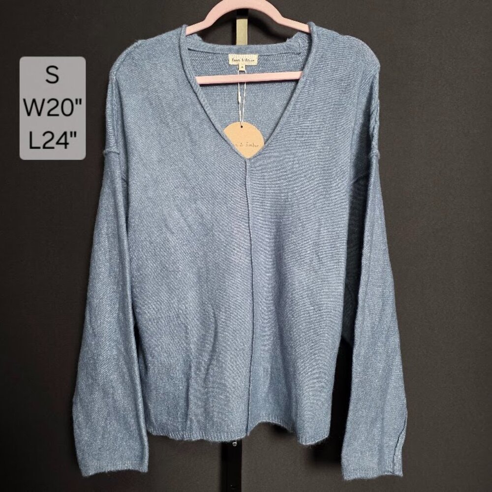 NWT Aaron & Amber Sweater S Small Blue V-Neck Exposed Seam Relaxed Fit Pullover